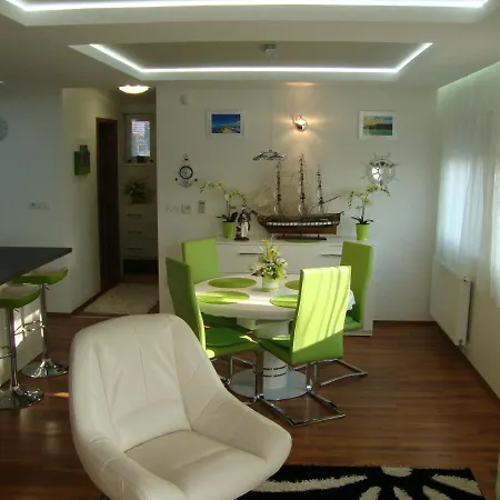 Viola Harmony Apartment Siofok